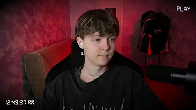 Snapshot of charonbaby1 chatting on 09.16.25 charonbaby1 online show from 09.16.25