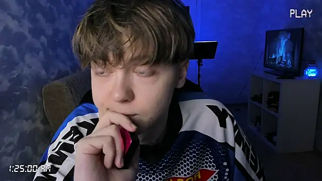 Snapshot of charonbaby1 chatting on 10.25.25 charonbaby1 online show from 10.25.25