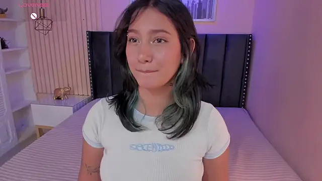 Snapshot of Yazmin_rouse chatting on 02.19.25 Yazmin rouse online show from 02.19.25