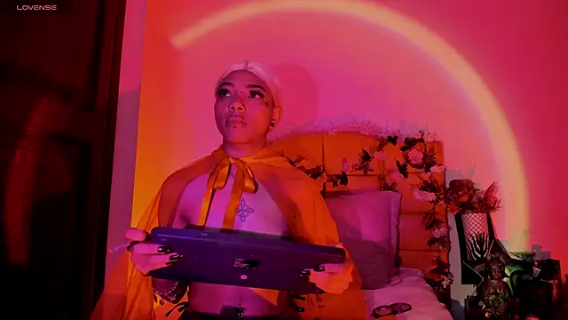 SexyNaf online show from 10.29.25