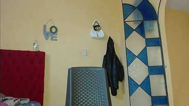 Snapshot of cristinamontiel chatting on 02.06.25 cristinamontiel online show from 02.06.25