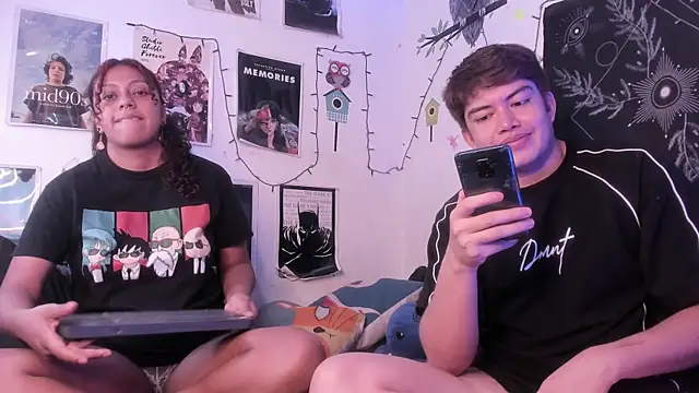 hothoneychile online show from 10.25.25