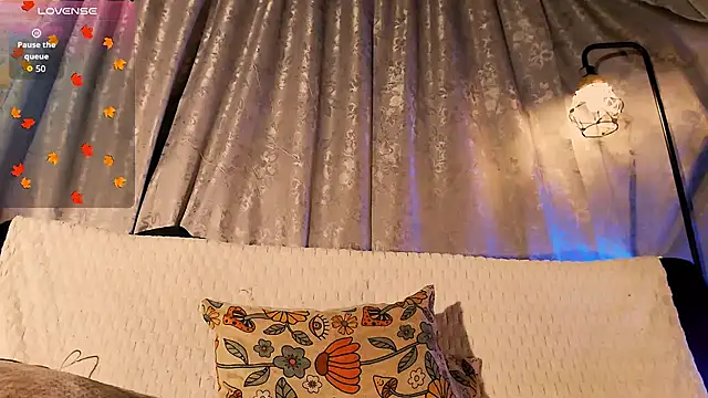 Snapshot of Mathew_stardust chatting on 10.25.25 Mathew stardust online show from 10.25.25