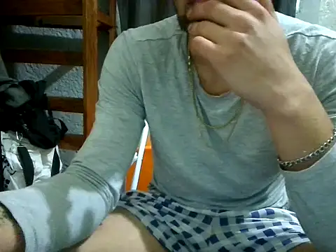 montevideoo online show from 12.17.25