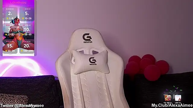 Snapshot of AlexaAimee chatting on 04.14.26 AlexaAimee online show from 04.14.26