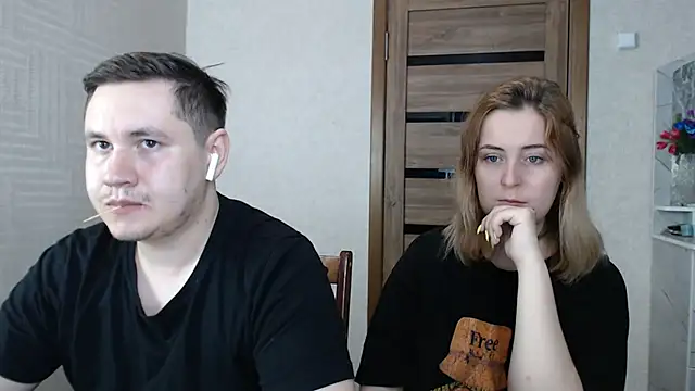 Snapshot of Kristy-Max chatting on 01.24.25 Kristy-Max online show from 01.24.25
