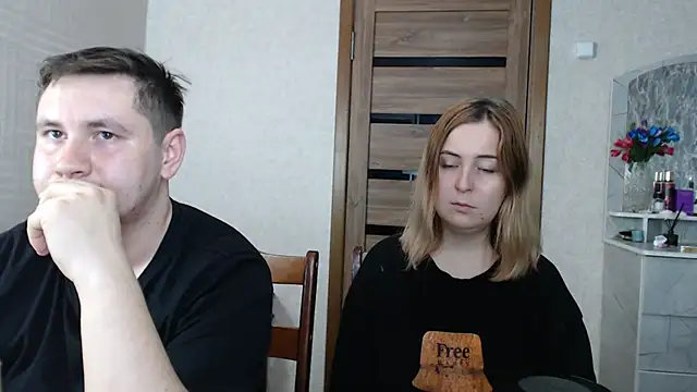 Snapshot of Kristy-Max chatting on 01.24.25 Kristy-Max online show from 01.24.25