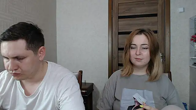 Snapshot of Kristy-Max chatting on 01.28.25 Kristy-Max online show from 01.28.25