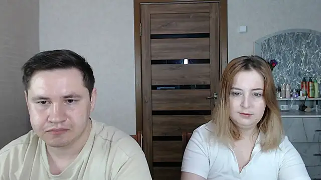 Snapshot of Kristy-Max chatting on 02.10.25 Kristy-Max online show from 02.10.25