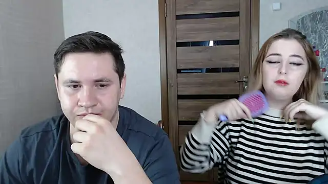 Snapshot of Kristy-Max chatting on 02.18.25 Kristy-Max online show from 02.18.25