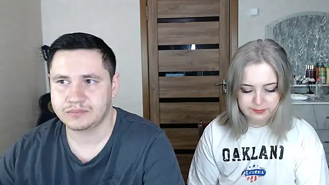Snapshot of Kristy-Max chatting on 02.26.25 Kristy-Max online show from 02.26.25