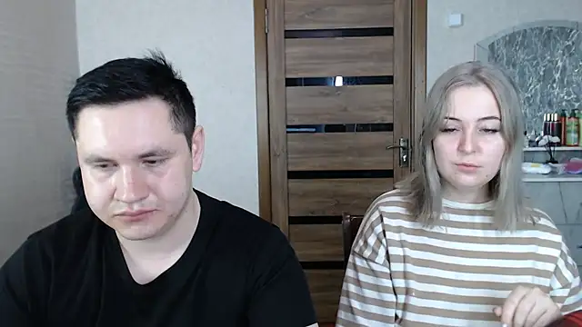 Snapshot of Kristy-Max chatting on 02.27.25 Kristy-Max online show from 02.27.25