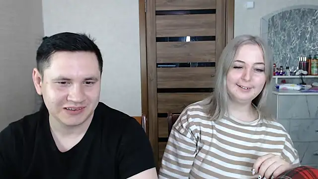 Snapshot of Kristy-Max chatting on 02.27.25 Kristy-Max online show from 02.27.25