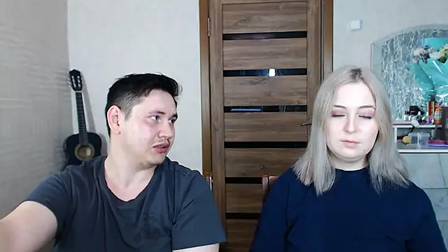 Snapshot of Kristy-Max chatting on 03.12.25 Kristy-Max online show from 03.12.25