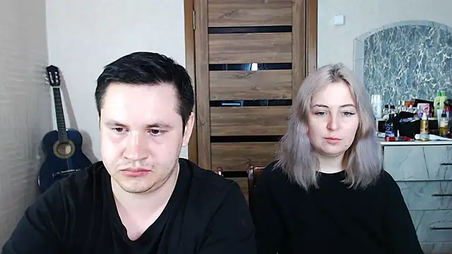 Snapshot of Kristy-Max chatting on 03.21.25 Kristy-Max online show from 03.21.25