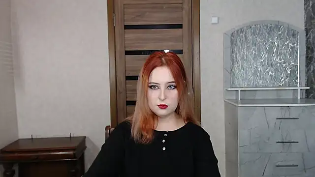 Snapshot of Kristy-Max chatting on 09.13.25 Kristy-Max online show from 09.13.25