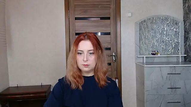 Snapshot of Kristy-Max chatting on 09.21.25 Kristy-Max online show from 09.21.25