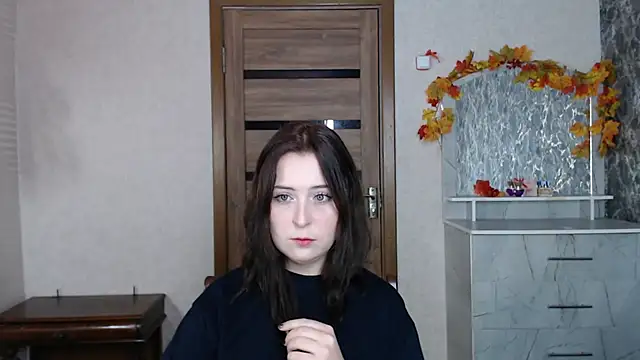 Snapshot of Kristy-Max chatting on 10.03.25 Kristy-Max online show from 10.03.25