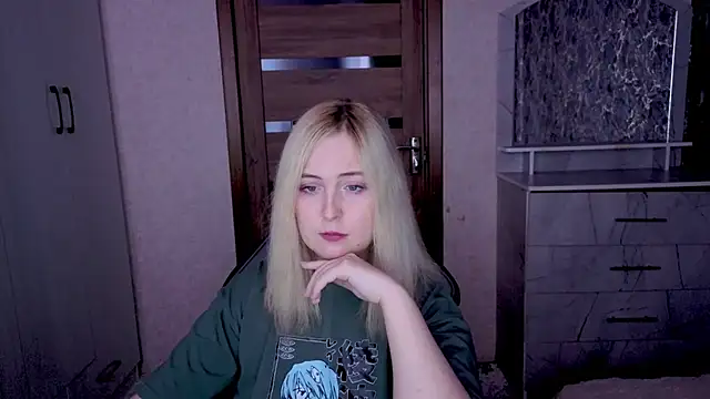 Kristy-Max online show from 04.07.26