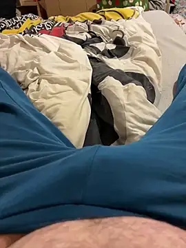 Snapshot of chubbydadb0d chatting on 12.12.24 chubbydadb0d online show from 12.12.24