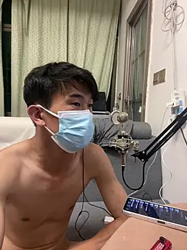 Snapshot of CM100412 chatting on 06.28.26 CM100412 online show from 06.28.26