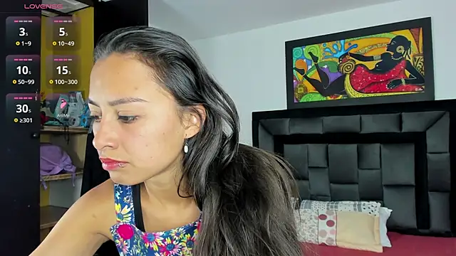 Snapshot of tatiana_valencia chatting on 02.05.25 tatiana valencia online show from 02.05.25