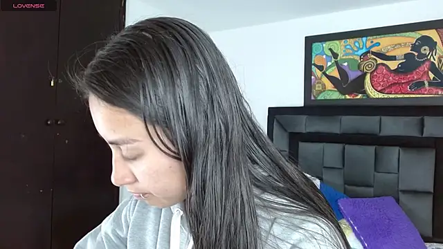 Snapshot of tatiana_valencia chatting on 02.18.25 tatiana valencia online show from 02.18.25