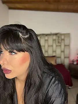 Alexa Miss online show from 11.12.25