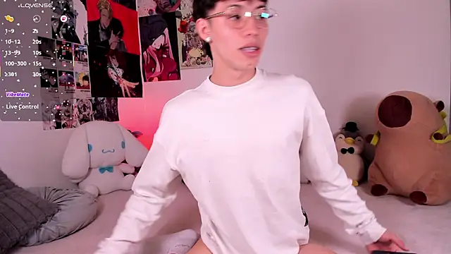 Snapshot of angel_bless19 chatting on 02.02.26 angel bless19 online show from 02.02.26