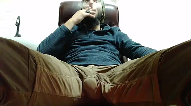 hardbigcock16 online show from 12.31.24