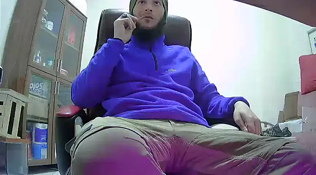 hardbigcock16 online show from 02.14.25