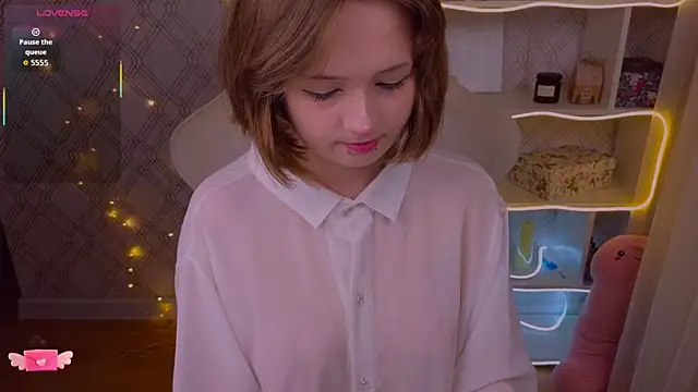 Snapshot of Mary_uw chatting on 01.18.26 Mary uw online show from 01.18.26