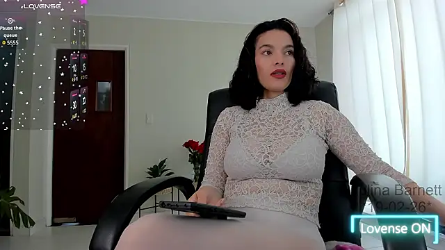 Snapshot of paulinabarnett- chatting on 02.19.26 paulinabarnett- online show from 02.19.26