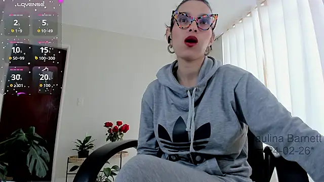 Snapshot of paulinabarnett- chatting on 02.24.26 paulinabarnett- online show from 02.24.26