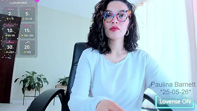 paulinabarnett- online show from 05.25.26