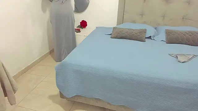 Hanaa latif online show from 12.22.24