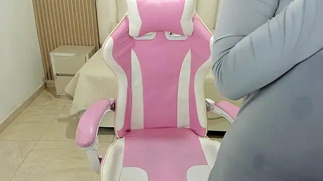 Hanaa latif online show from 01.31.25