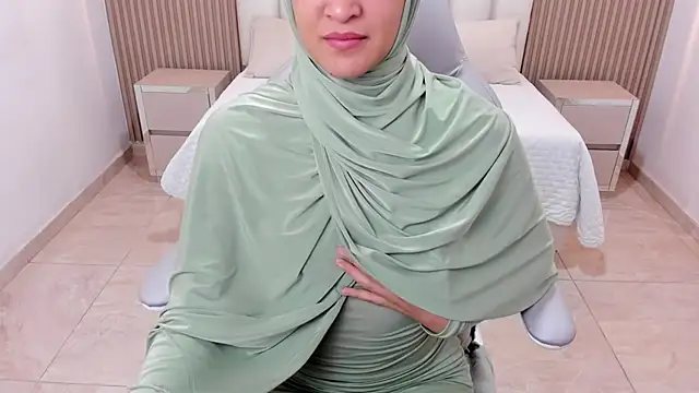 Hanaa latif online show from 03.03.25