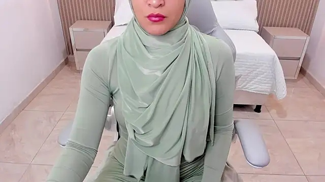 Hanaa latif online show from 03.17.25