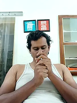 Long Laster online show from 03.06.25