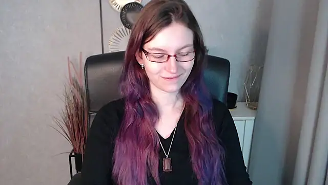 emmaxDelight online show from 01.07.25