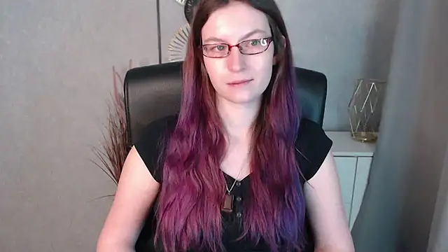 emmaxDelight online show from 01.13.25