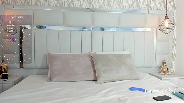 im gaby  online show from 01.21.25