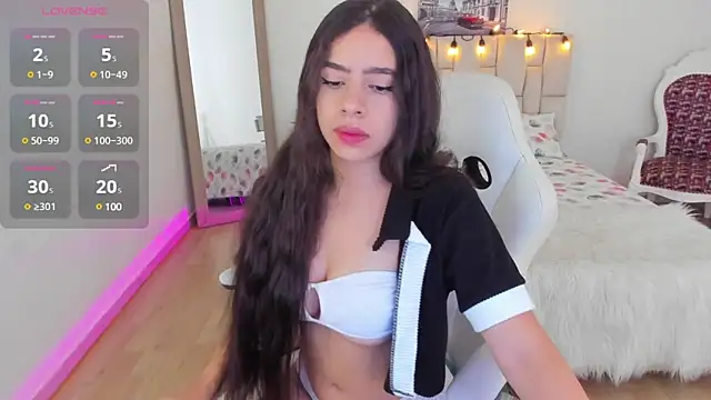 Snapshot of zoe_turnner_18 chatting on 03.12.25 zoe turnner 18 online show from 03.12.25