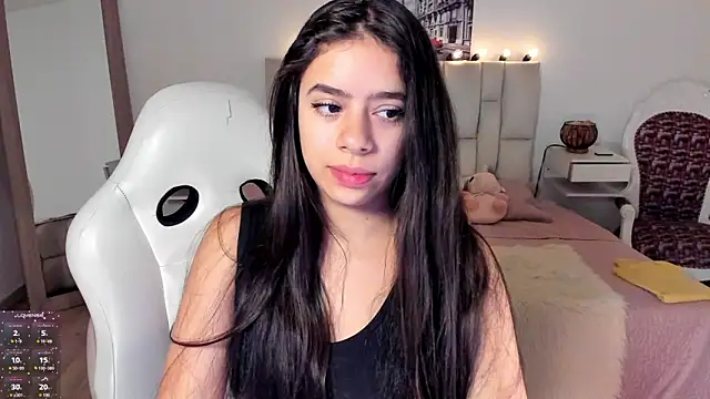 Snapshot of zoe_turnner_18 chatting on 09.22.25 zoe turnner 18 online show from 09.22.25