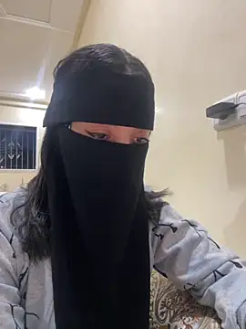 Snapshot of jijijoudia chatting on 10.27.25 jijijoudia online show from 10.27.25