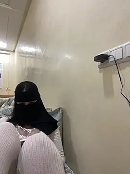 Snapshot of jijijoudia chatting on 11.06.25 jijijoudia online show from 11.06.25