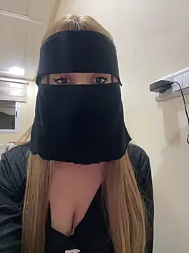 Snapshot of jijijoudia chatting on 11.13.25 jijijoudia online show from 11.13.25