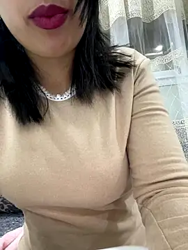 Snapshot of jijijoudia chatting on 11.19.25 jijijoudia online show from 11.19.25