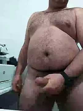 Snapshot of Davien85x chatting on 12.01.24 Davien85x online show from 12.01.24